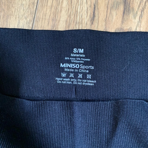 Workout Tights - Picture 2 of 3